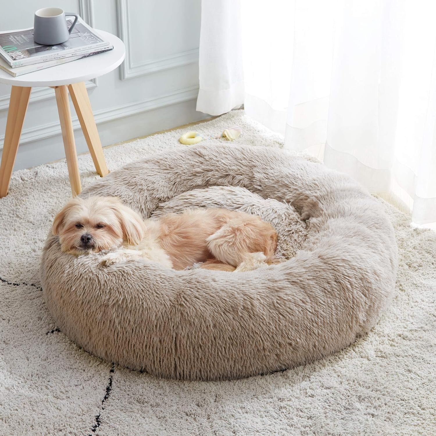 Luxury Calming Donut Pet Bed | Anti-Anxiety Faux Fur Plush Cushion for Dogs & Cats